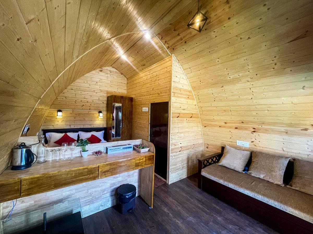Cozy Capsules - Modern Hut Bed and Breakfast Kukkal Esterno foto